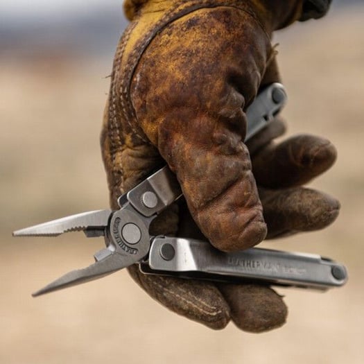 Multiinstruments LEATHERMAN Bond