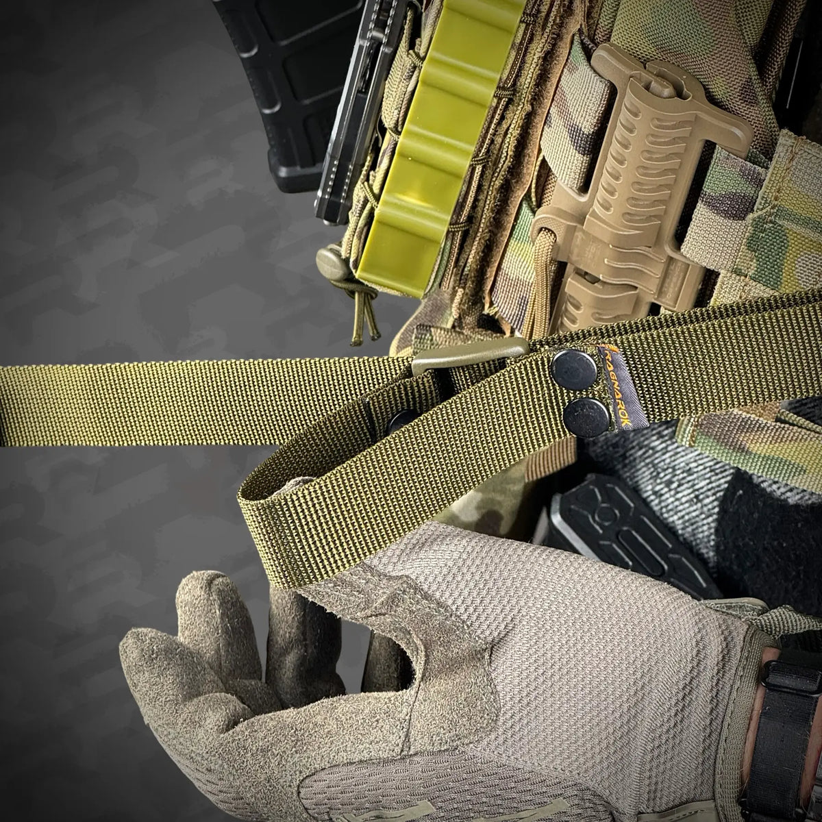 Divu Punktu Ieroču Siksna RAGNAROK Odin Carabiner Gen II Olive — attēls 14