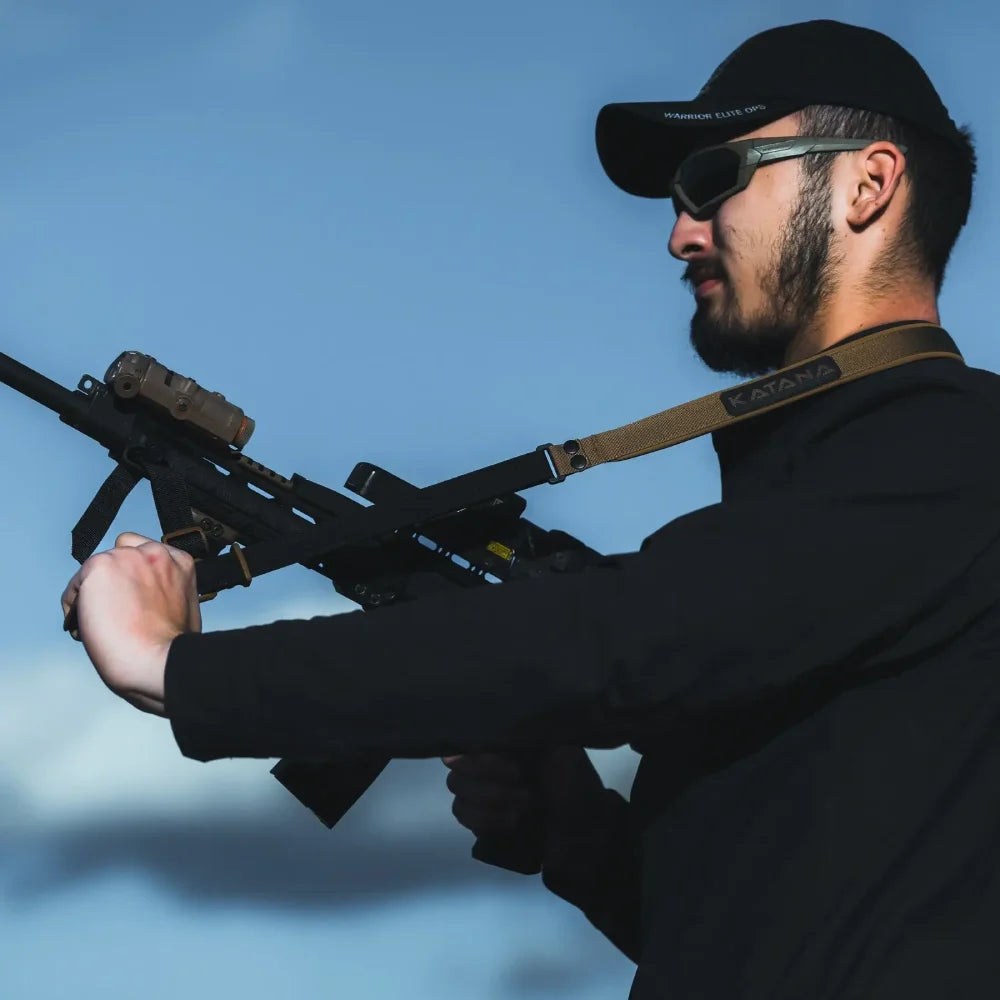 Divu Punktu Ieroču Siksna RAGNAROK Katana Ar Karabīni Coyote/Black — attēls 13