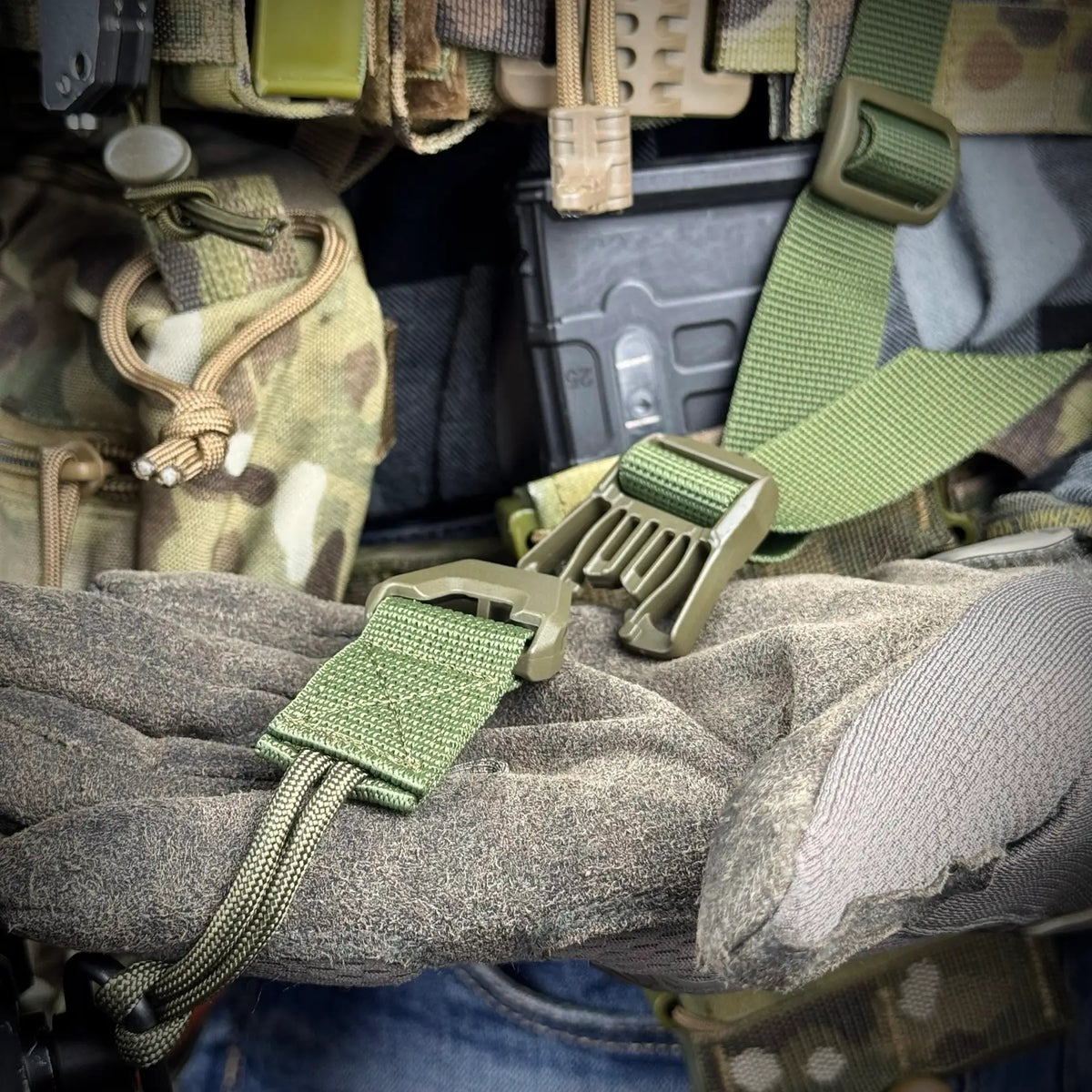 RAGNAROK THOR-1 Papildus Paracord Stiprinājuma Cilpa Olive — attēls 4
