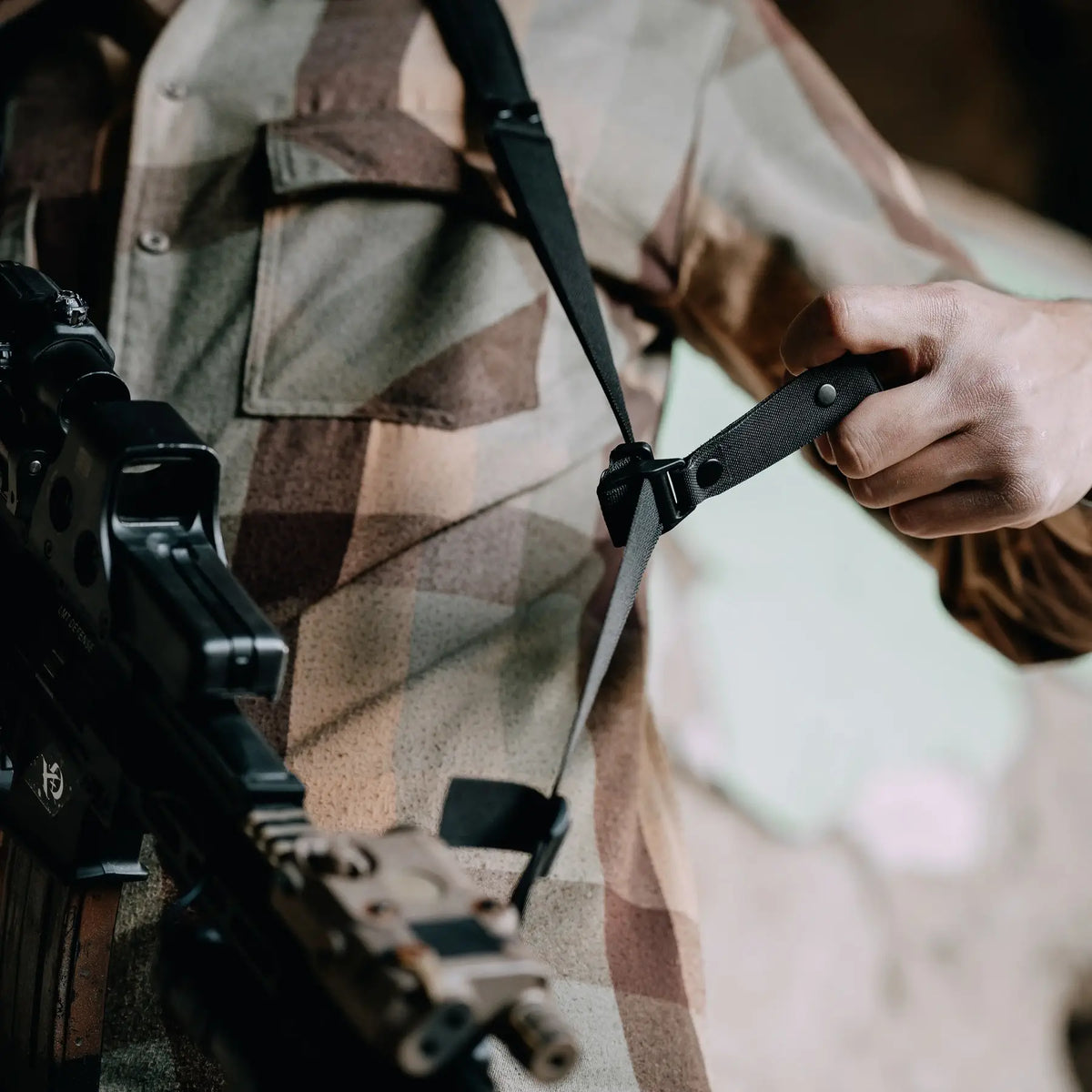 Divu Punktu Ieroču Siksna RAGNAROK Katana Ar Karabīni Black — attēls 7