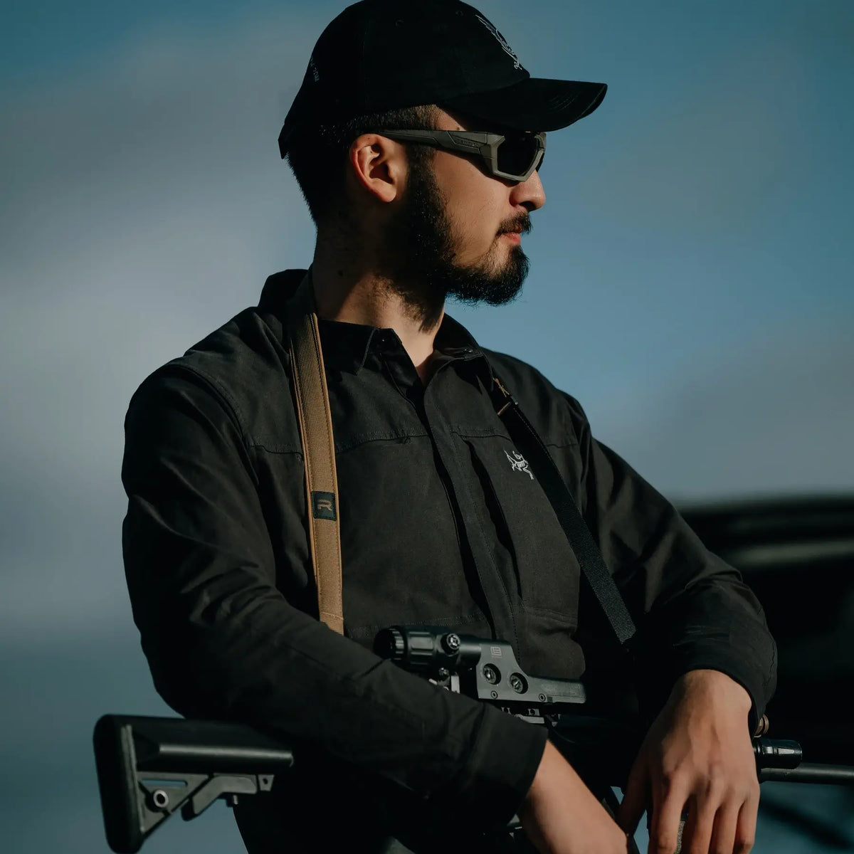 Divu Punktu Ieroču Siksna RAGNAROK Katana Ar Karabīni Coyote/Black — attēls 4